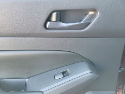 Used 2024 Nissan Altima 2.5 SV image 25