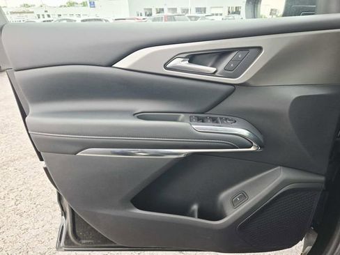 Used 2026 Chevrolet Traverse LT w/ Midnight/Sport Edition FWD image 31