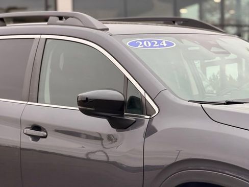 Used 2024 Subaru Ascent Limited AWD/4WD image 4