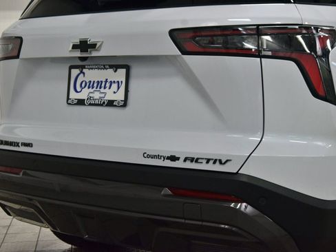 New 2026 Chevrolet Equinox ACTIV AWD/4WD image 22