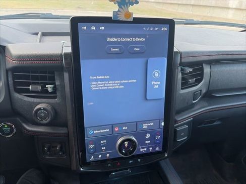 Used 2024 Ford Expedition Limited image 8