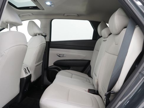 Certified 2025 Hyundai Tucson SEL image 18