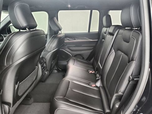 New 2026 Jeep Grand Cherokee Limited AWD/4WD image 31