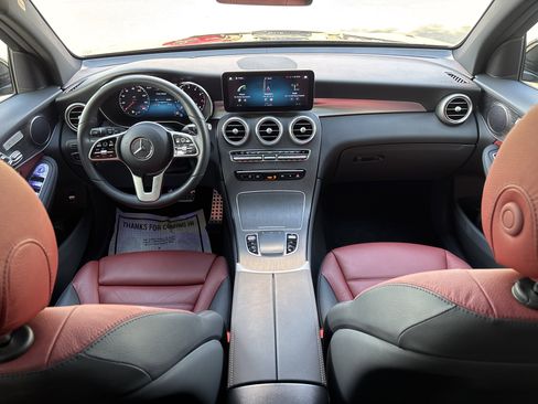 Used 2022 Mercedes-Benz GLC 300 4MATIC image 31