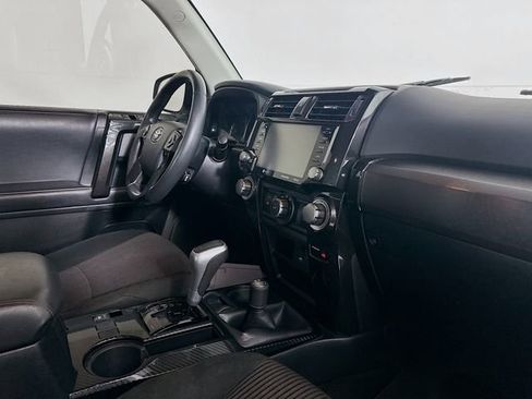 Used 2021 Toyota 4Runner TRD Off-Road image 28