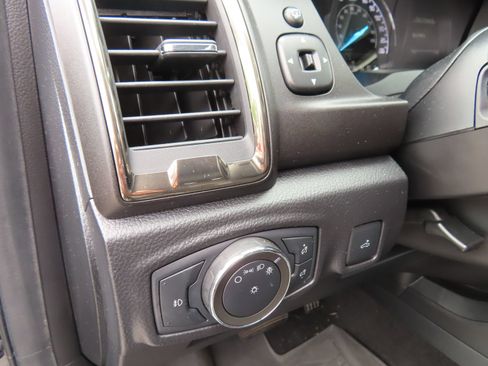 Used 2022 Ford Ranger Lariat w/ Tremor Off-Road Package AWD/4WD image 16
