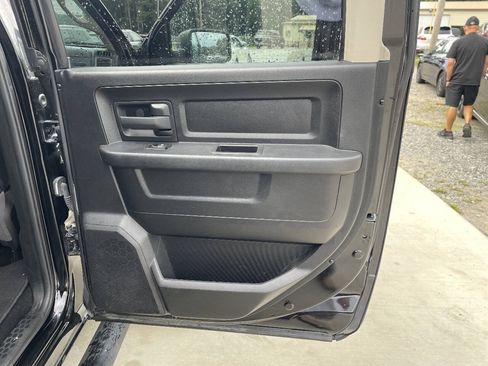 Used 2015 RAM 1500 Express RWD image 10