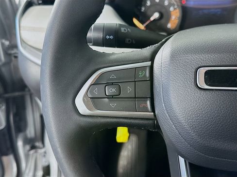 Used 2025 Jeep Compass Limited AWD/4WD image 25