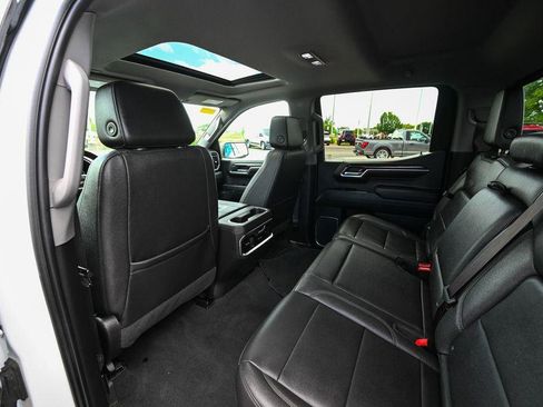 Used 2022 GMC Sierra 1500 SLT w/ SLT Convenience Package AWD/4WD image 21
