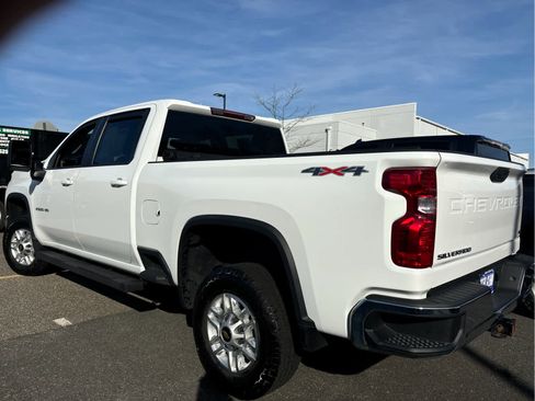 Certified 2024 Chevrolet Silverado 2500 LT AWD/4WD image 27