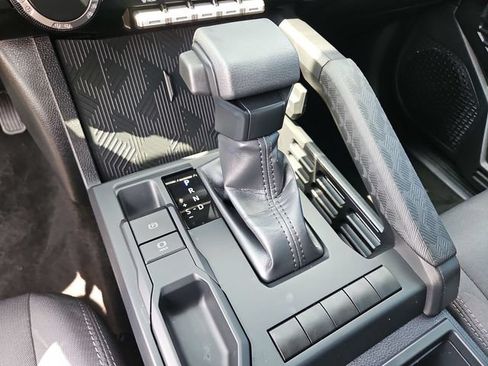 Used 2025 Toyota Tacoma SR w/ SR Upgrade Package RWD image 15