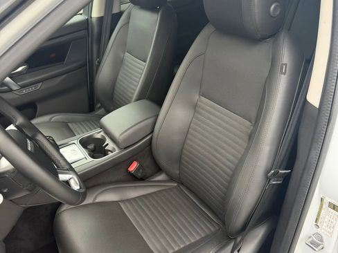 Used 2020 Land Rover Discovery Sport SE AWD/4WD image 6