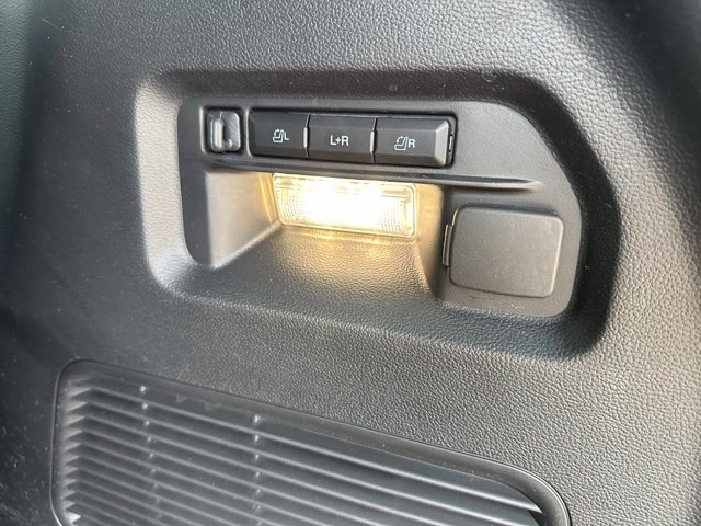 Used 2026 Ford Explorer ST AWD/4WD image 15