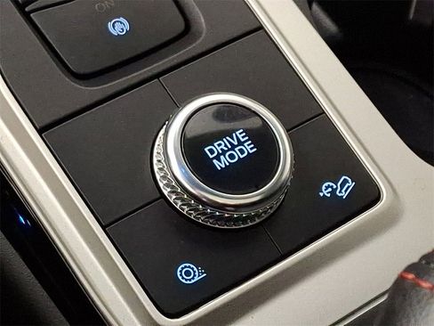 Used 2022 Ford Explorer ST-Line w/ Class IV Trailer Tow Package image 26