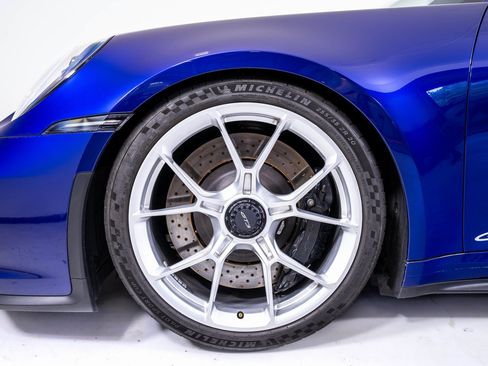 Used 2023 Porsche 911 GT3 image 15