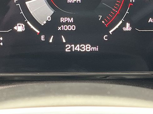 Certified 2025 GMC Terrain Elevation w/ Elevation Premium Package image 16