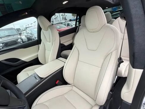 Used 2026 Tesla Model X Plaid AWD/4WD image 6
