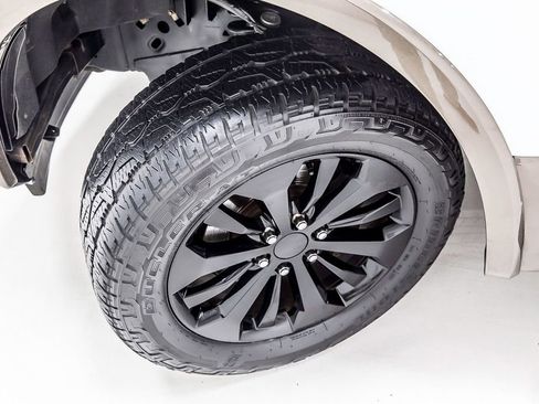 Used 2016 Ford F150 Lariat w/ Equipment Group 501A Mid image 14