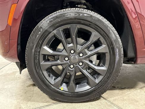New 2026 Jeep Grand Cherokee Limited AWD/4WD image 28
