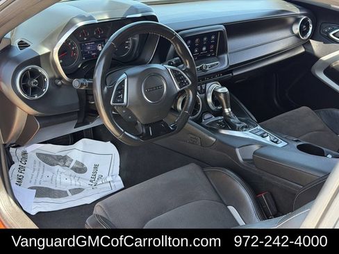 Used 2022 Chevrolet Camaro LT RWD image 11