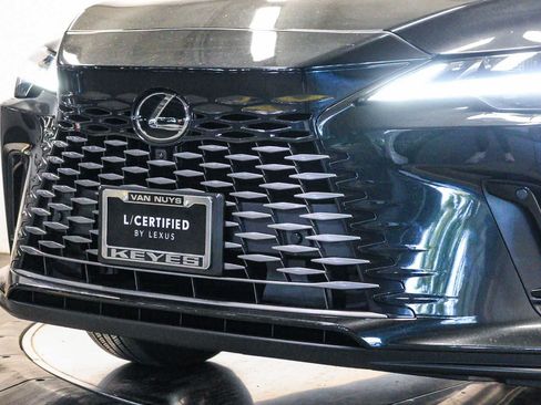 Used 2024 Lexus RX 350 FWD w/ Convenience Package image 8