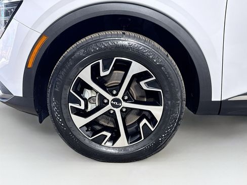 Used 2024 Kia Sportage EX image 28