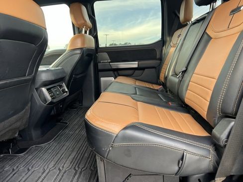 Used 2024 Ford F250 Platinum image 5