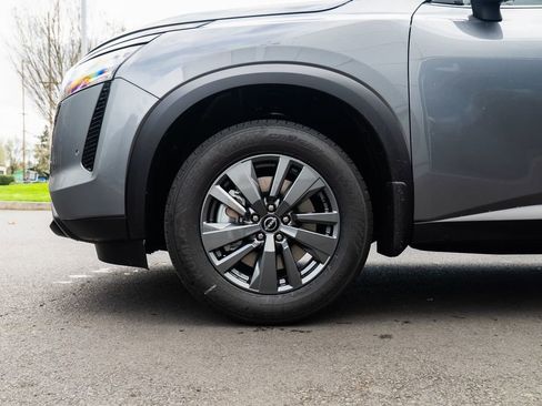 New 2026 Nissan Pathfinder SV w/ Cargo Package AWD/4WD image 7
