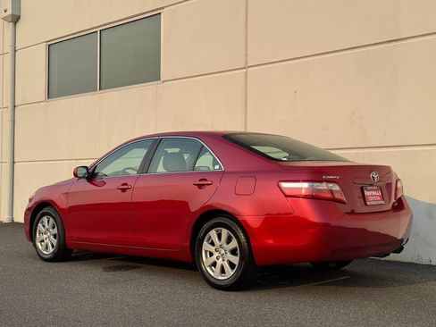 Used 2008 Toyota Camry XLE FWD image 5