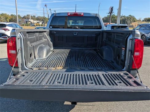 Used 2019 Chevrolet Colorado W/T w/ WT Convenience Package image 12