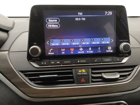 Used 2024 Nissan Altima 2.5 SV image 25