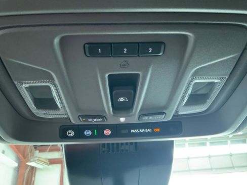 New 2025 Chevrolet Silverado 1500 LT w/ Z71 Off-Road Package image 27