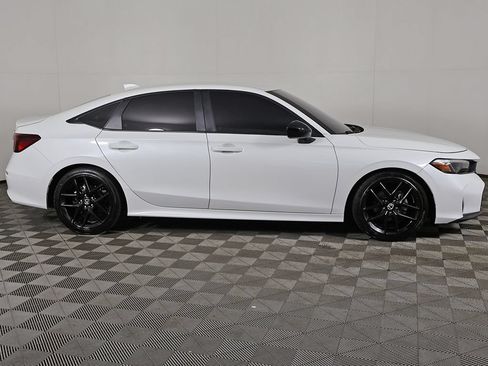 Used 2025 Honda Civic Sport image 16
