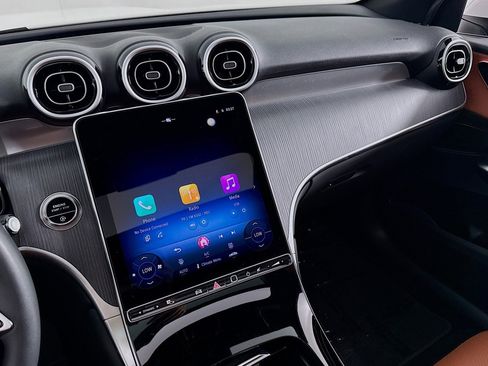 Certified 2026 Mercedes-Benz GLC 300 image 20