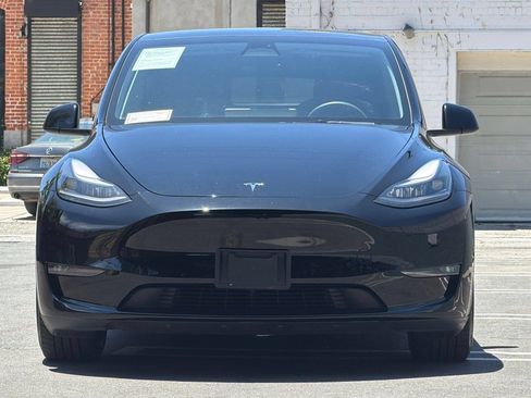 Used 2023 Tesla Model Y Performance AWD/4WD image 5