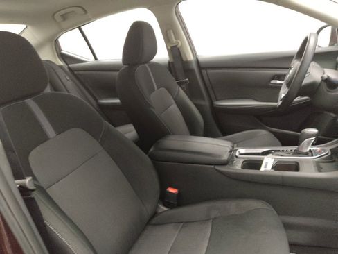 Used 2025 Nissan Sentra SV FWD image 21