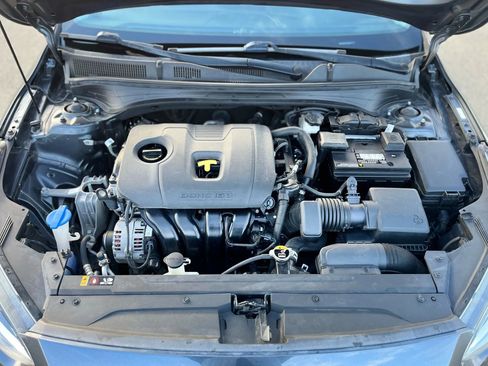 Used 2019 Kia Forte LXS FWD image 20