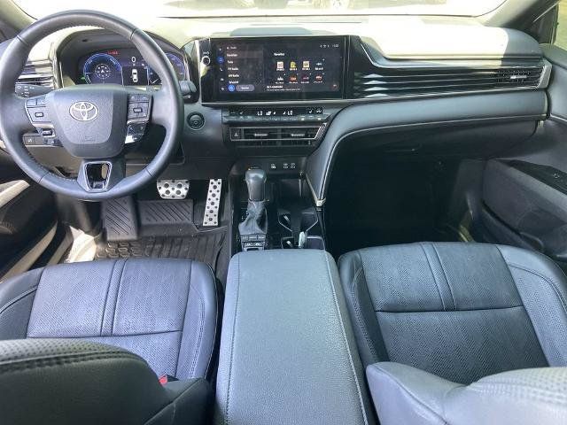 Used 2025 Toyota Camry XSE FWD image 15