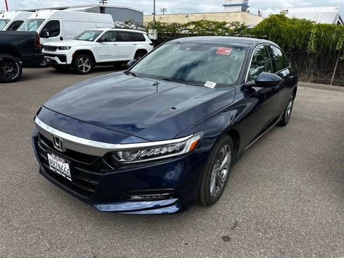 Used 2018 Honda Accord EX-L image 9