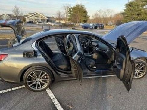 Used 2021 BMW 330i xDrive Sedan w/ Convenience Package image 12