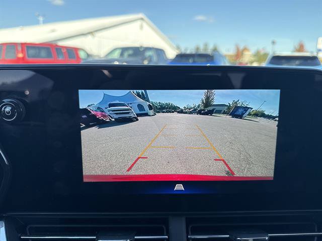 Certified 2024 Chevrolet Trax LT w/ Driver Confidence Package FWD image 12