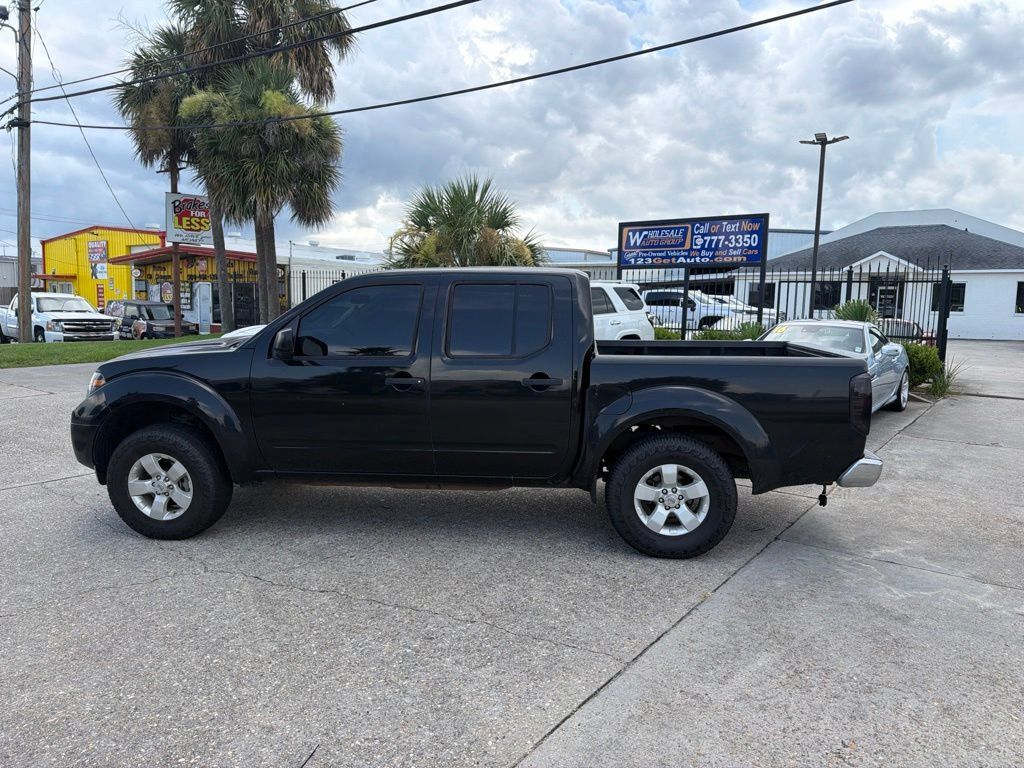 Used 2013 Nissan Frontier SV RWD image 9