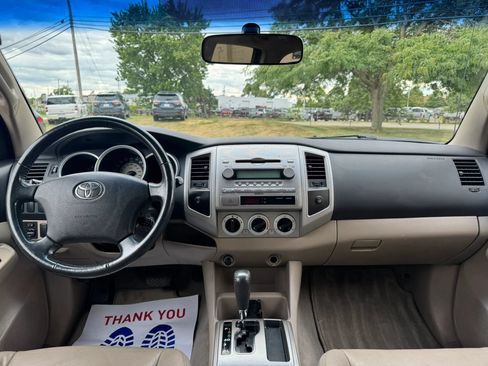 Used 2006 Toyota Tacoma PreRunner RWD image 15