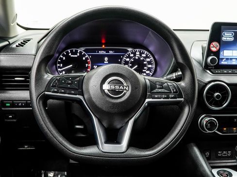 Used 2024 Nissan Sentra SV image 18