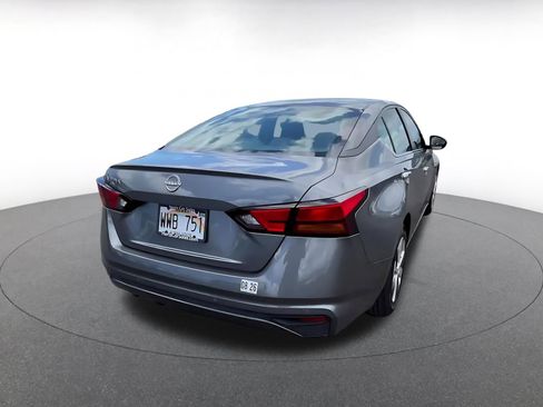 Used 2023 Nissan Altima 2.5 S FWD image 14