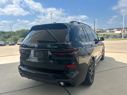 Used 2024 BMW X7 xDrive40i w/ M Sport Package AWD/4WD image 10