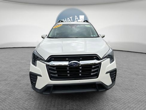 Used 2023 Subaru Ascent Limited AWD/4WD image 9