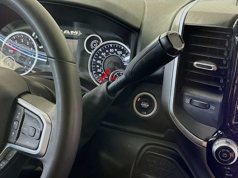 Used 2025 RAM 2500 Big Horn AWD/4WD image 16