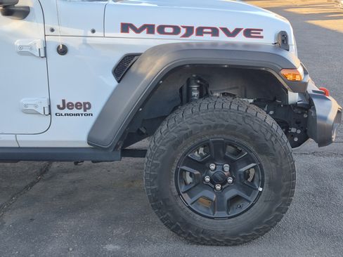 Used 2021 Jeep Gladiator Mojave image 5