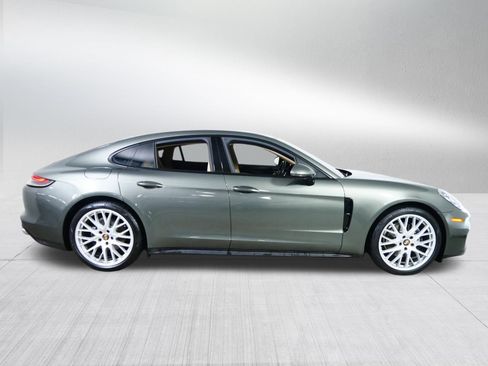 Used 2022 Porsche Panamera 4 AWD/4WD image 8